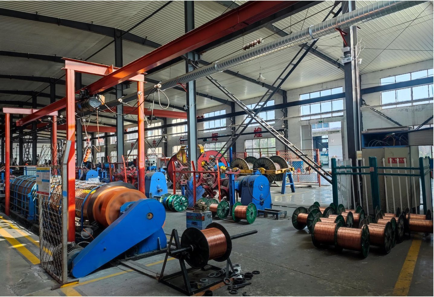 Stranding machines with copper spools